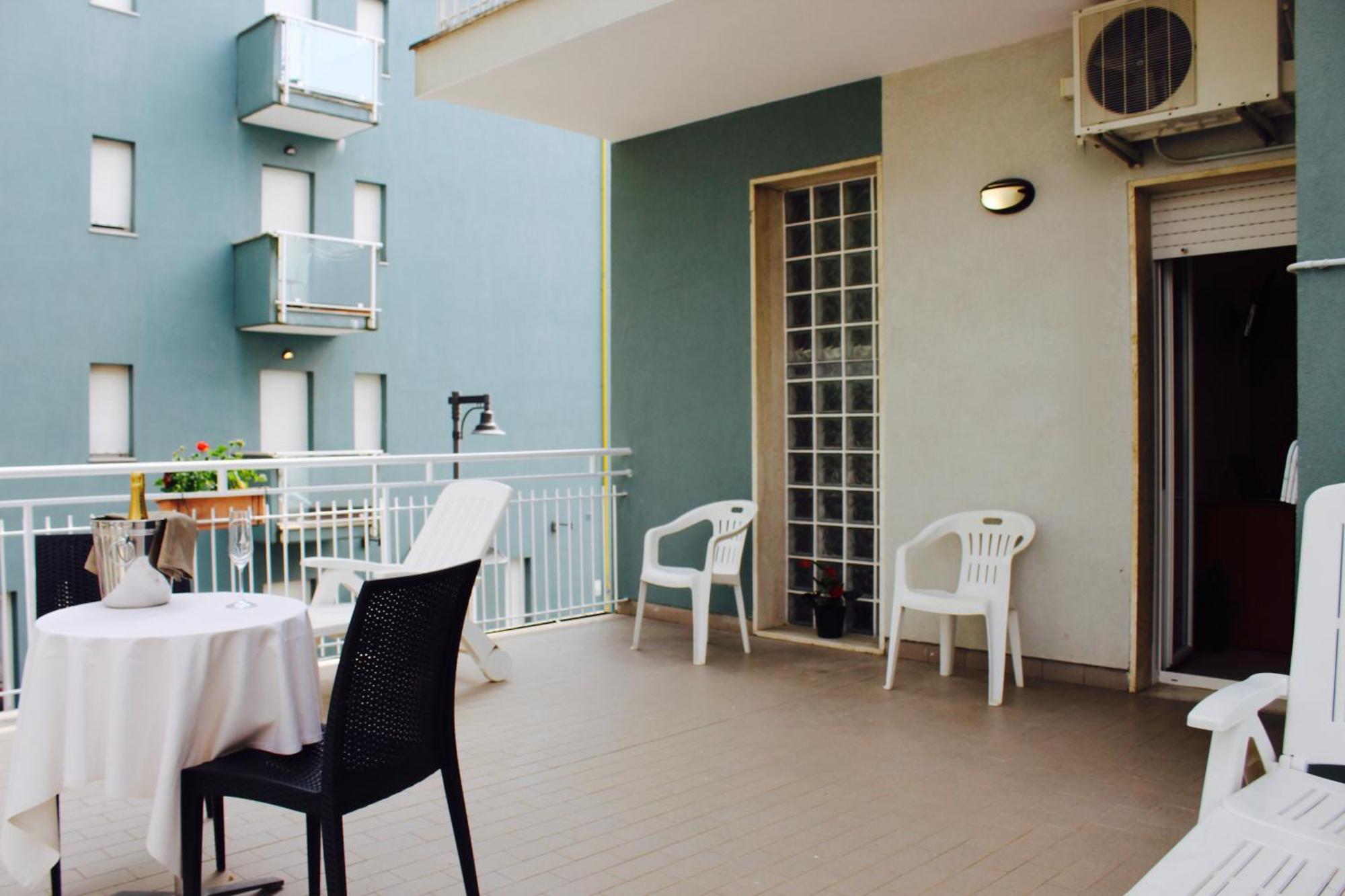 Blue Hotel Cesenatico Exterior foto