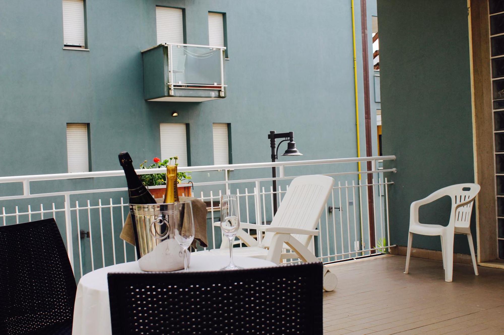 Blue Hotel Cesenatico Exterior foto